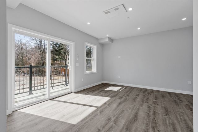 631 Franklin Street 209, Worcester, MA 01604