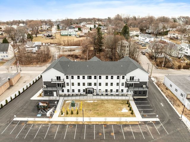 631 Franklin Street 209, Worcester, MA 01604