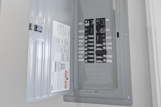 631 Franklin Street 209, Worcester, MA 01604