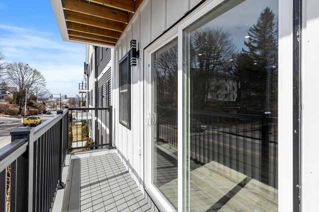 631 Franklin Street 209, Worcester, MA 01604