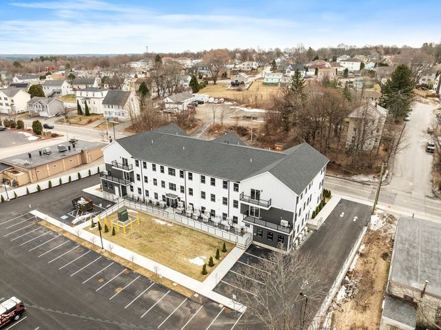 631 Franklin Street 209, Worcester, MA 01604