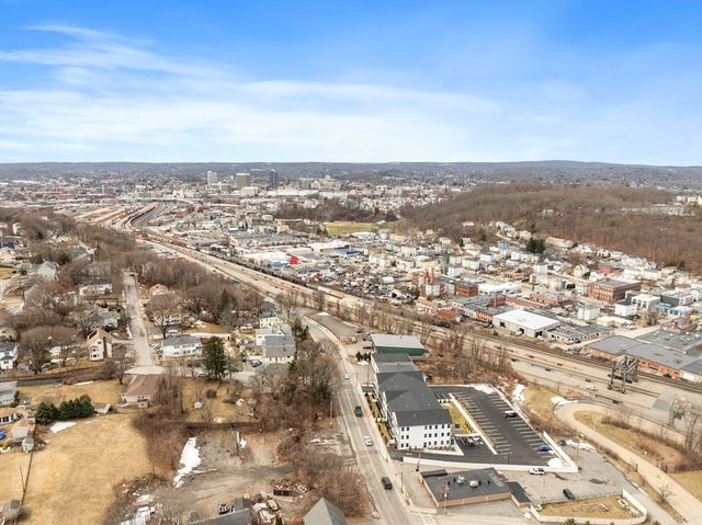 631 Franklin Street 209, Worcester, MA 01604