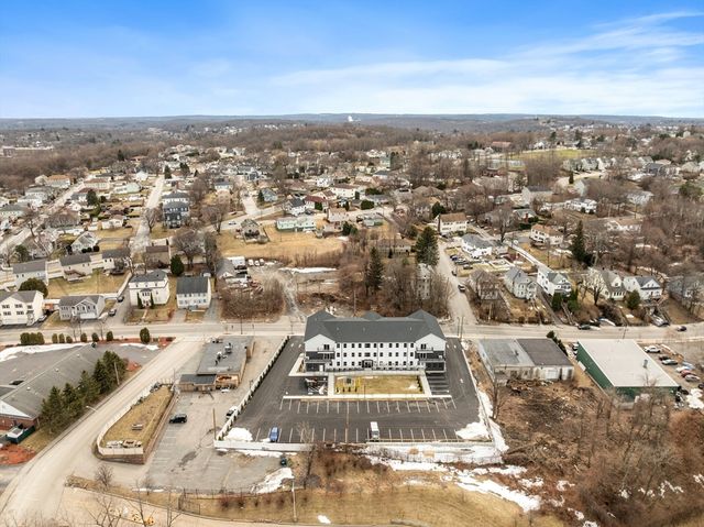 631 Franklin Street 209, Worcester, MA 01604