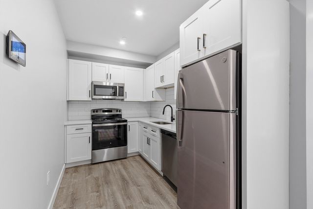 631 Franklin Street 209, Worcester, MA 01604