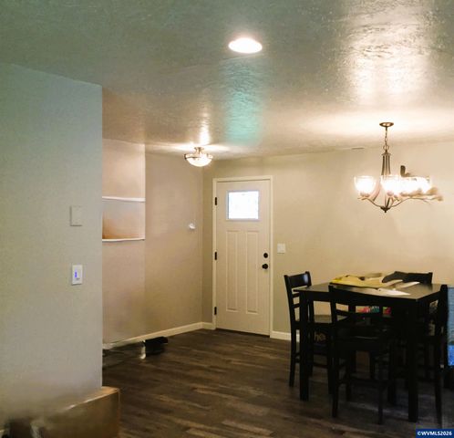 2752 Newton St, Philomath, OR 97370