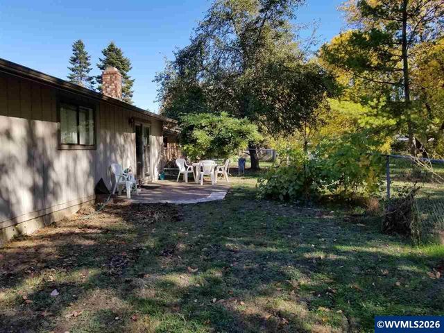 2752 Newton St, Philomath, OR 97370