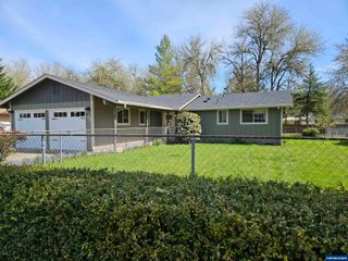 2752 Newton St, Philomath, OR 97370