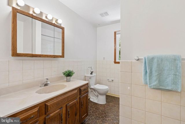 1 JACOBO LN, Towson, MD 21286