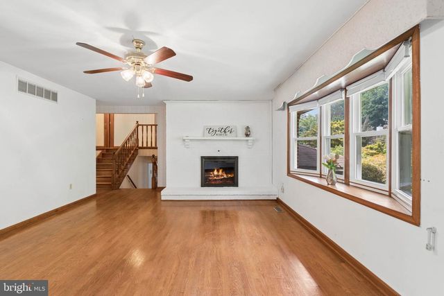 1 JACOBO LN, Towson, MD 21286
