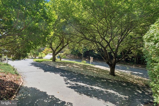 1 JACOBO LN, Towson, MD 21286