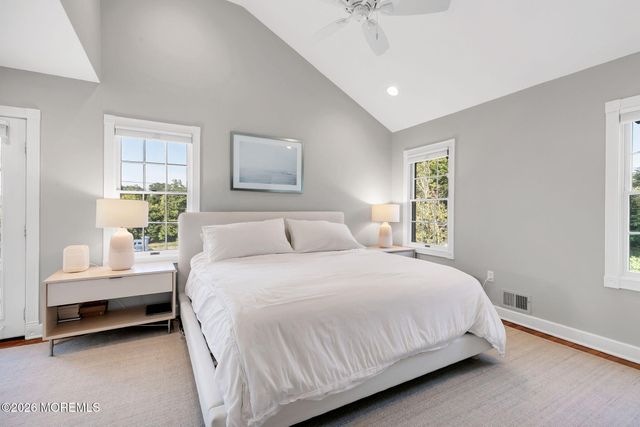 12 Doughty Lane, Fair Haven, NJ 07704