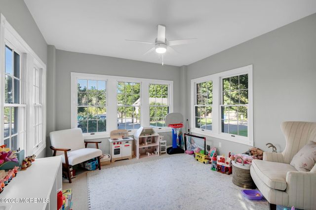12 Doughty Lane, Fair Haven, NJ 07704