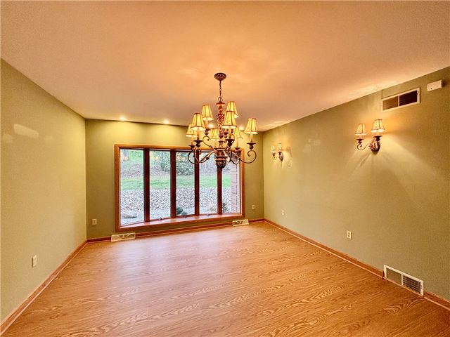1 Coronado Dr, Neshannock Twp, PA 16105