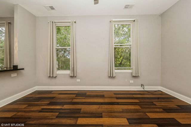2734 W 18th Street 2R, Chicago, IL 60608