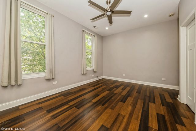 2734 W 18th Street 2R, Chicago, IL 60608