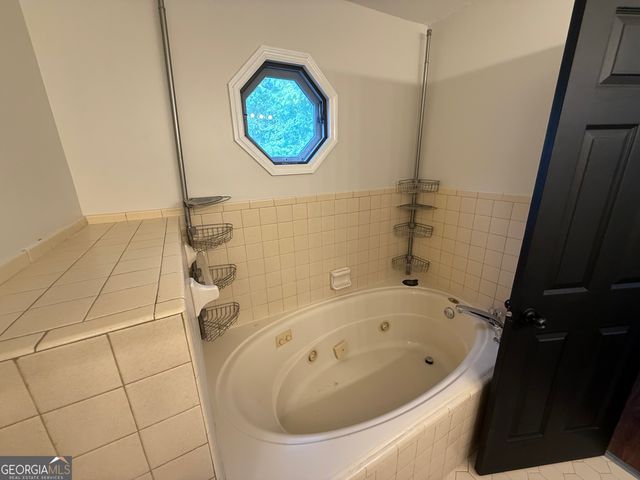 199 Autumn Trace Court, Macon, GA 31210