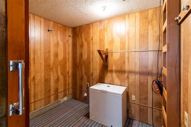 216 W Coe Drive, Midwest City, OK 73110