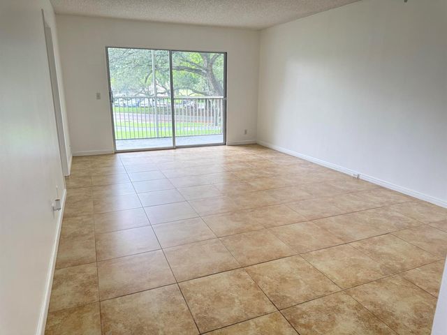 1200 SW 124TH Terrace 209O, Pembroke Pines, FL 33027