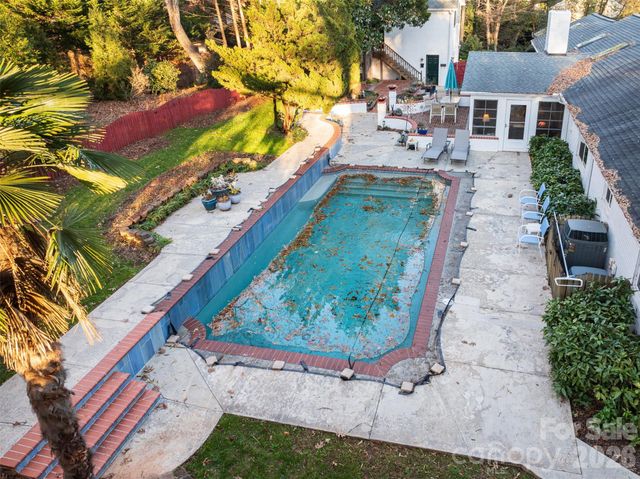 1330 Cedar Lane, Charlotte, NC 28226