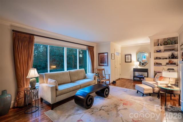 1330 Cedar Lane, Charlotte, NC 28226