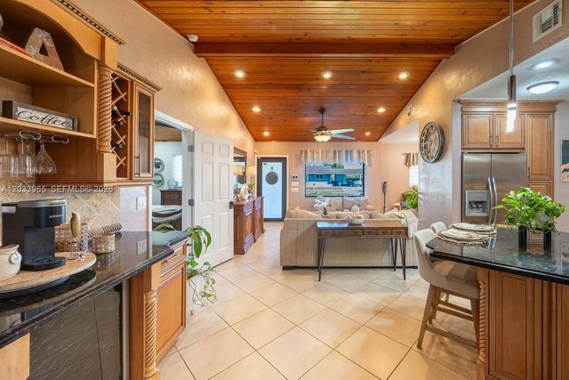 1760 NW 12th Ave, Homestead, FL 33030