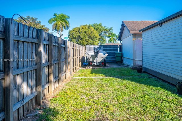 1760 NW 12th Ave, Homestead, FL 33030