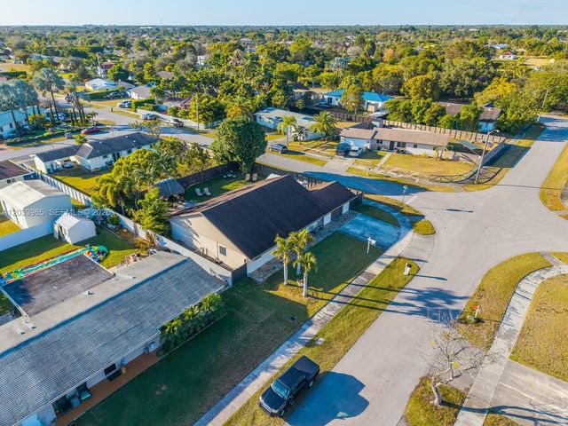 1760 NW 12th Ave, Homestead, FL 33030