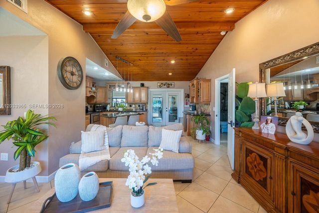 1760 NW 12th Ave, Homestead, FL 33030