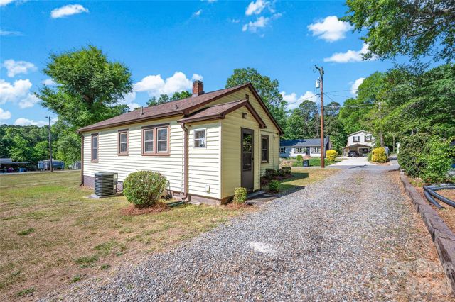 320 Cook Street, Mooresville, NC 28115