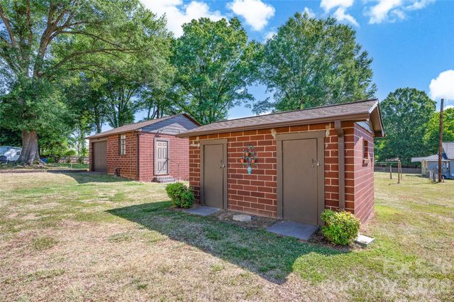320 Cook Street, Mooresville, NC 28115