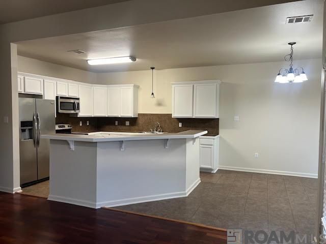 17060 Jamestowne Dr, Prairieville, LA 70769