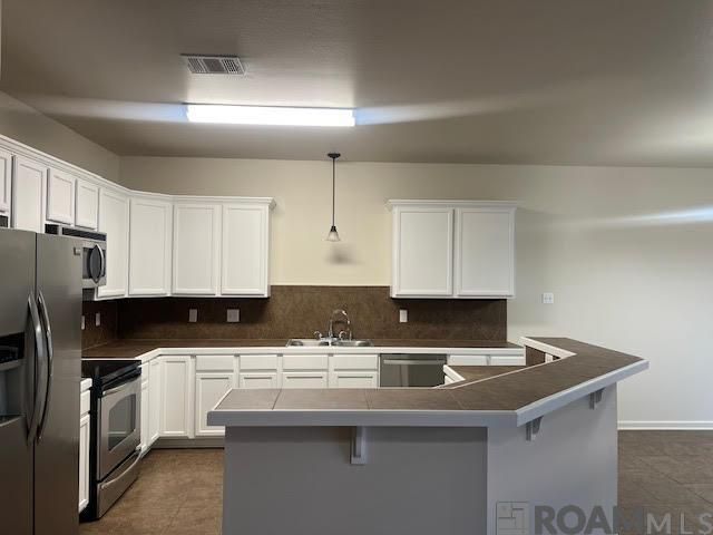 17060 Jamestowne Dr, Prairieville, LA 70769