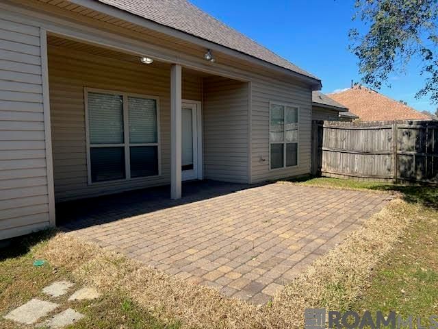 17060 Jamestowne Dr, Prairieville, LA 70769