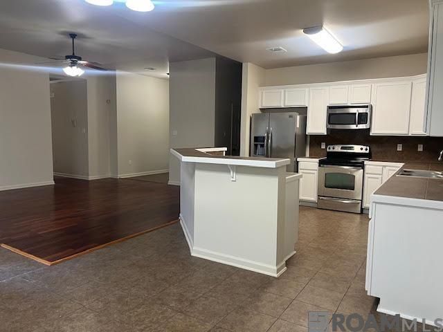 17060 Jamestowne Dr, Prairieville, LA 70769