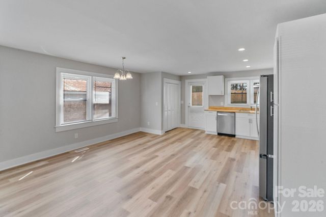 2106 Statesville Highway, Mooresville, NC 28115