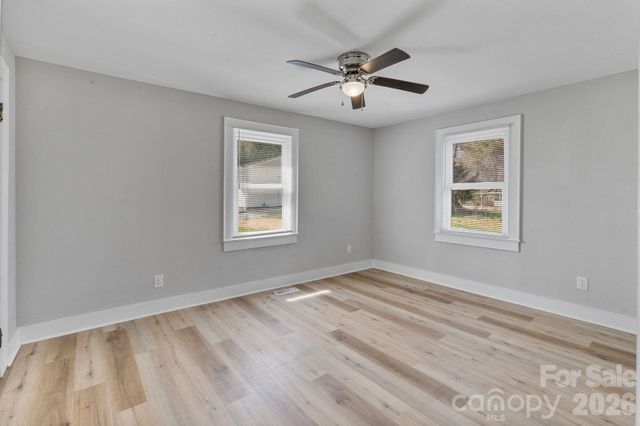2106 Statesville Highway, Mooresville, NC 28115