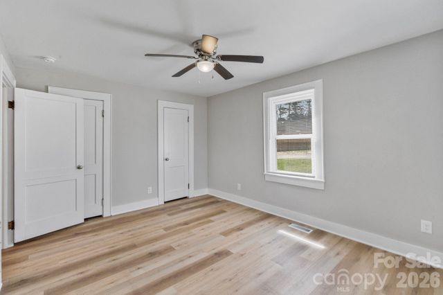 2106 Statesville Highway, Mooresville, NC 28115