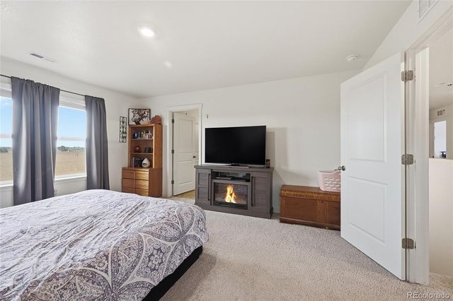 281 Raven Lane, Johnstown, CO 80534