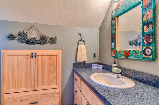 52995 Riverview Drive, La Pine, OR 97739