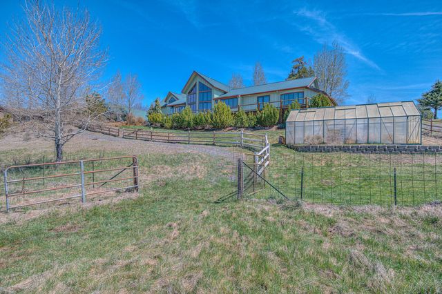 52995 Riverview Drive, La Pine, OR 97739