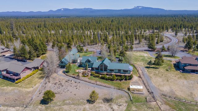 52995 Riverview Drive, La Pine, OR 97739