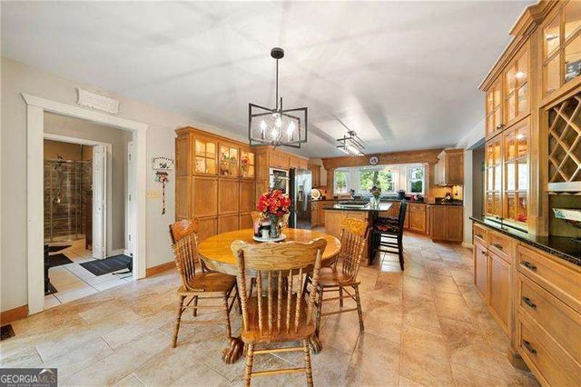 31 Fawn Lake Trail NE, White, GA 30184