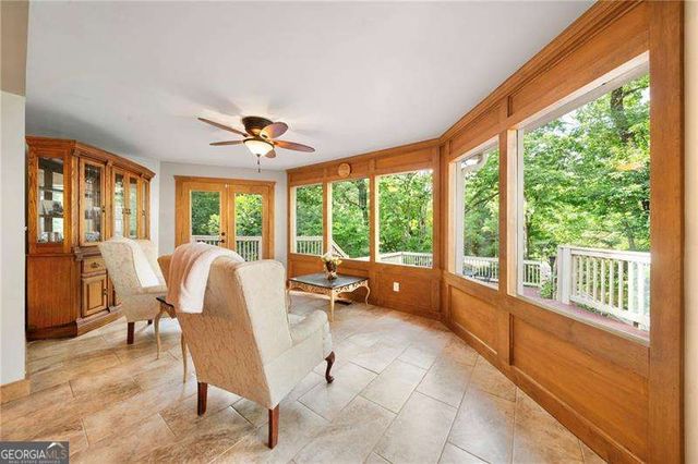 31 Fawn Lake Trail NE, White, GA 30184