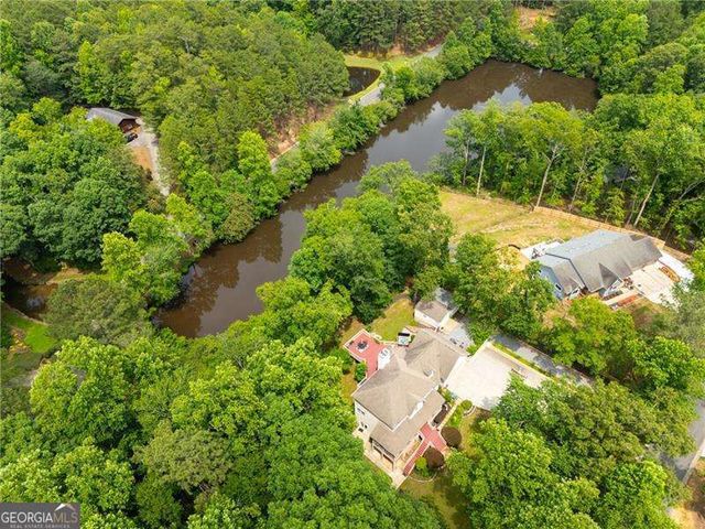 31 Fawn Lake Trail NE, White, GA 30184