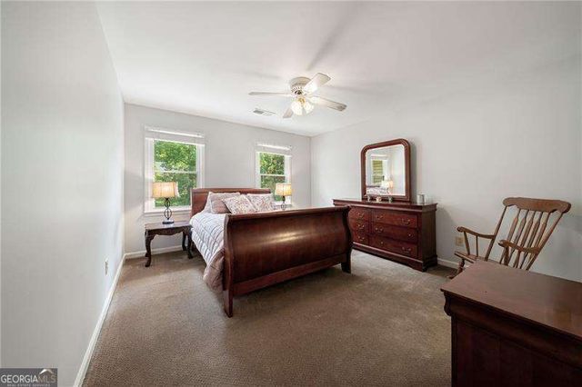 31 Fawn Lake Trail NE, White, GA 30184