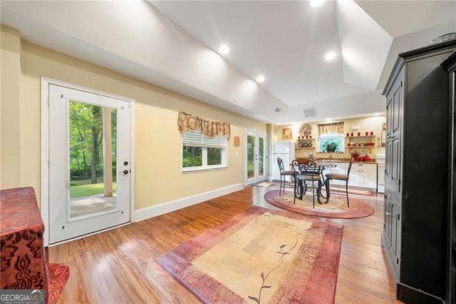 31 Fawn Lake Trail NE, White, GA 30184