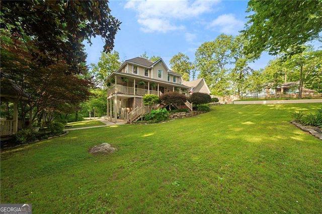 31 Fawn Lake Trail NE, White, GA 30184