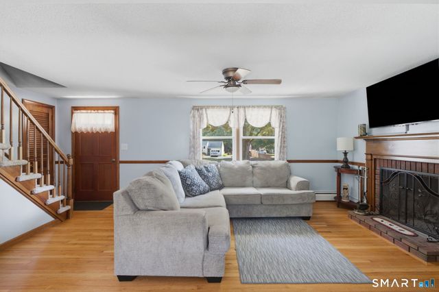 60 Simon Road, Enfield, CT 06082