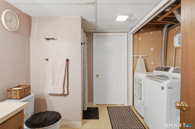 60 Simon Road, Enfield, CT 06082
