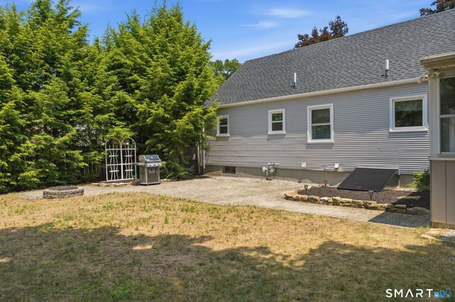 60 Simon Road, Enfield, CT 06082